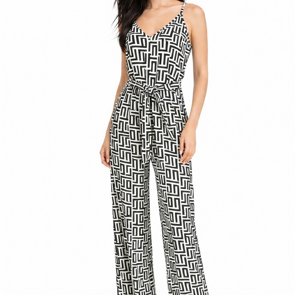 Love Squared Black and White Geometric Jumpsuit SOFT! Size SM